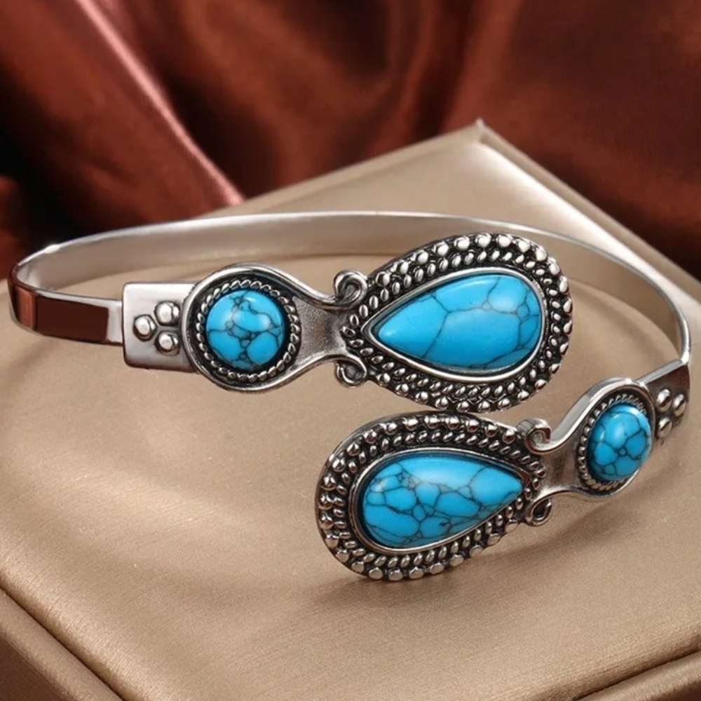 Turquoise Teardrop Silver Cuff Bracelet - Women Jewelry